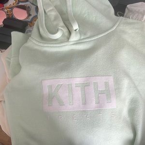 KITH TREATS SWEATSHIRT
